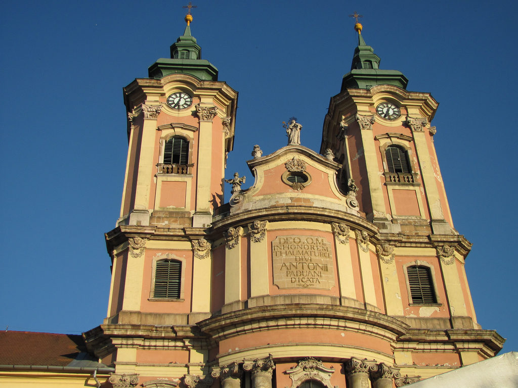 reasons to visit eger