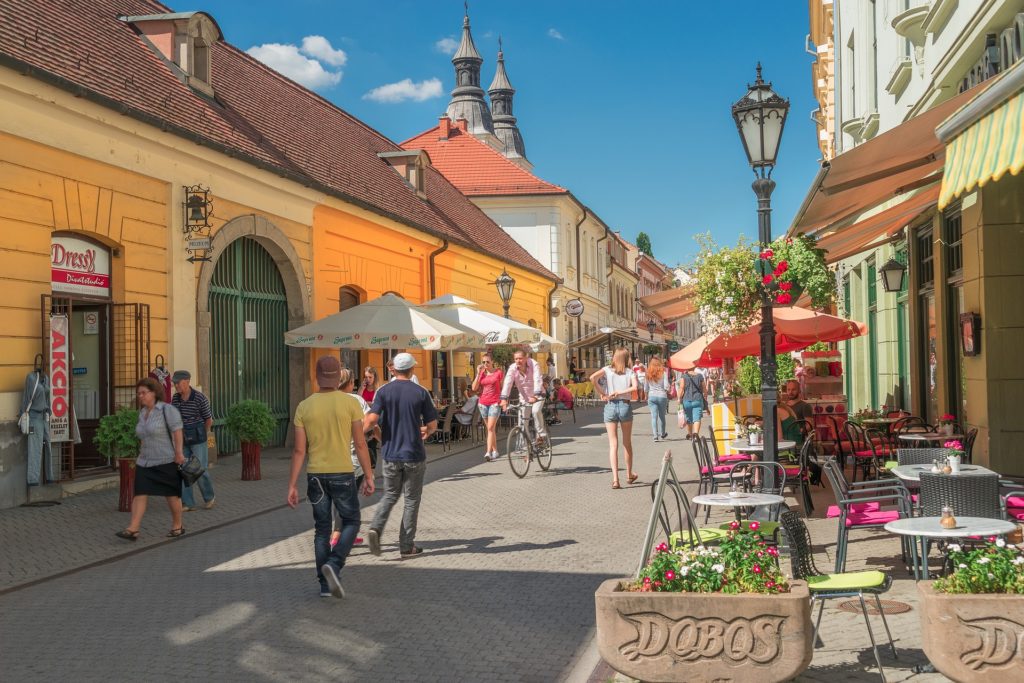 reasons to visit eger